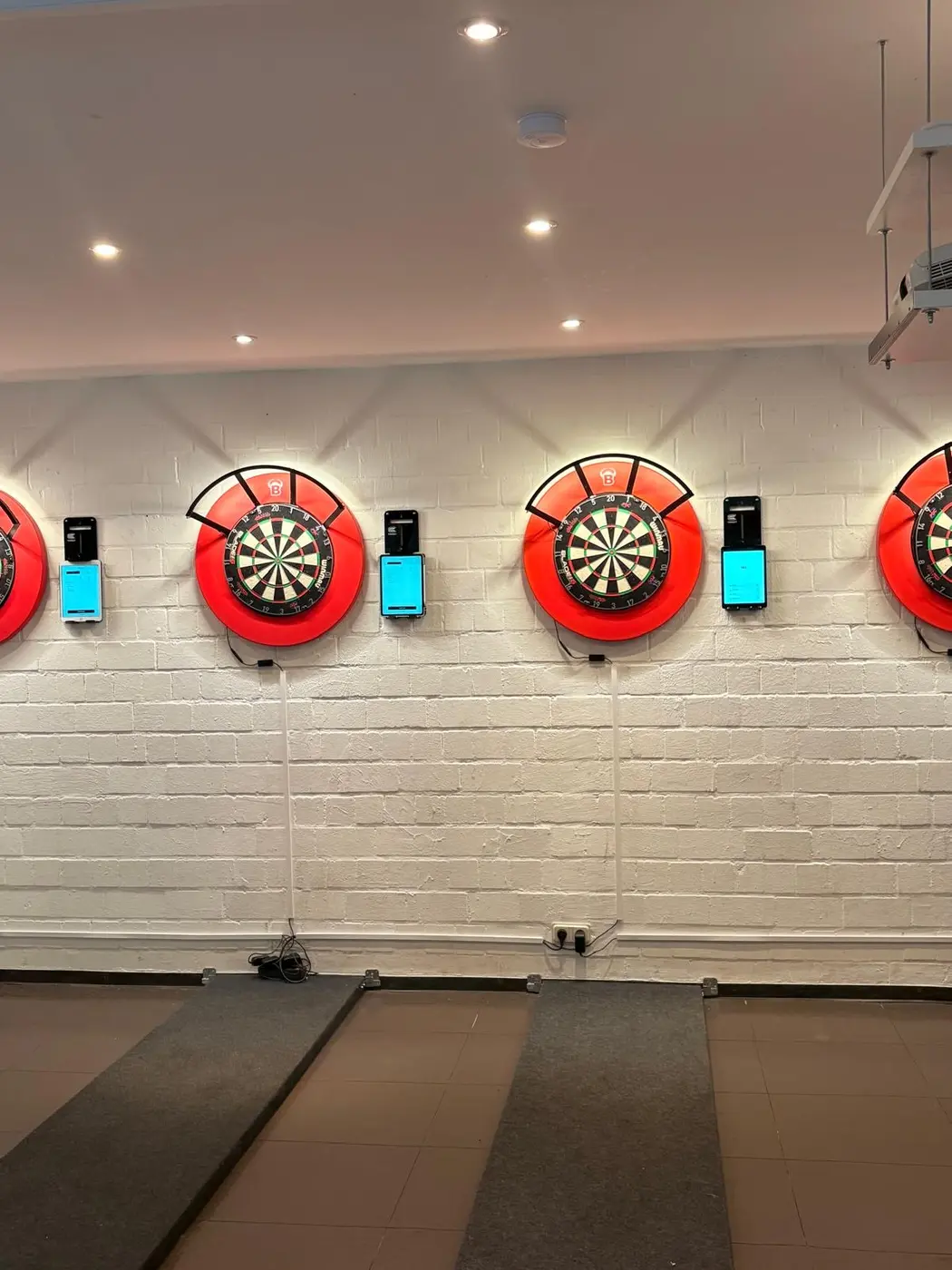 Neue Boardanlage im Vereinsheim
